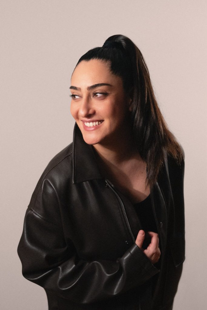 Victoria Sio